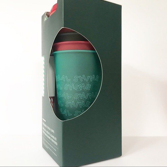 Starbucks Reusable 2019 Holiday Cup Set - Picture 2 of 4